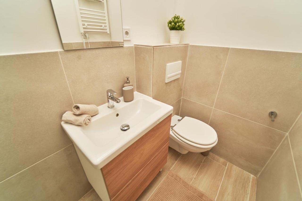 Ak7 Boutique Suites Βουδαπέστη Εξωτερικό φωτογραφία