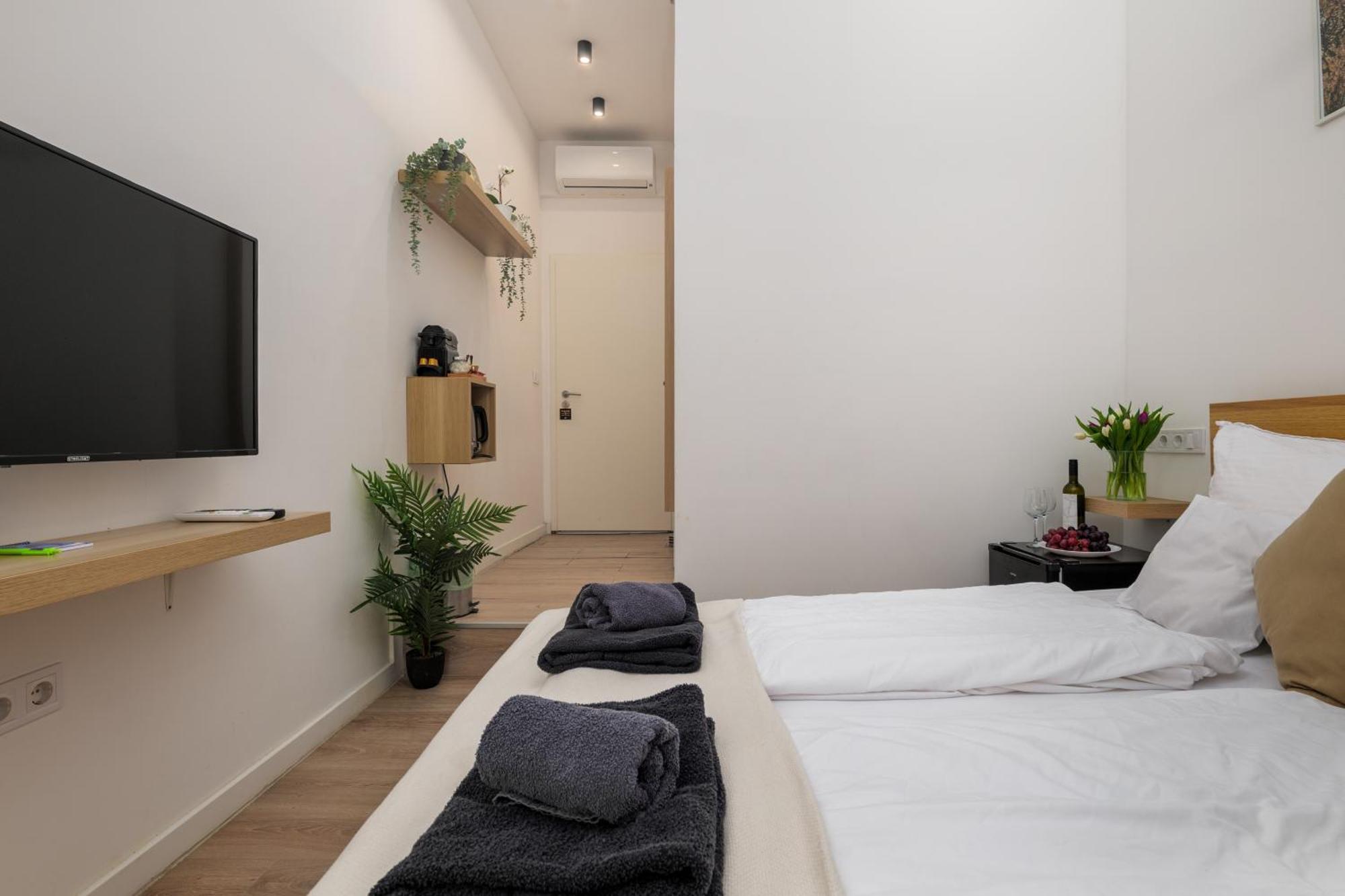 Ak7 Boutique Suites Βουδαπέστη Εξωτερικό φωτογραφία